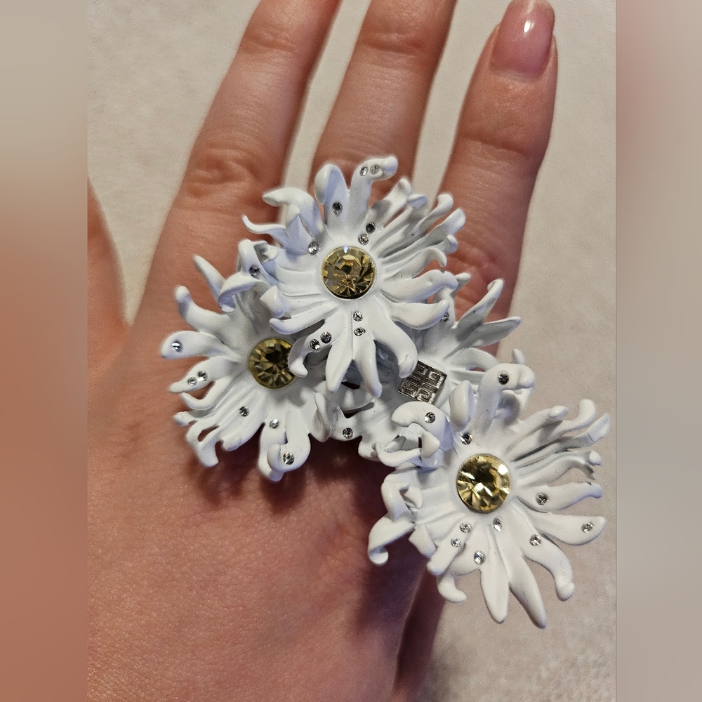 Givenchy White Floral Statement Ring